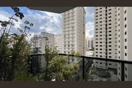 Apartamento à venda com 220m², 3 quartos e 4 vagas Apartamento à venda com 220m², 3 quartos e 4 vagasVaranda