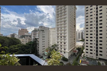 Apartamento à venda com 220m², 3 quartos e 4 vagas Apartamento à venda com 220m², 3 quartos e 4 vagasVaranda Vista