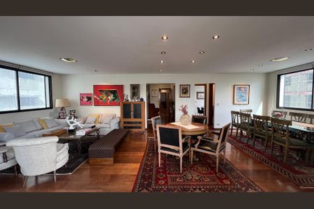 Apartamento à venda com 220m², 3 quartos e 4 vagas Apartamento à venda com 220m², 3 quartos e 4 vagasSala