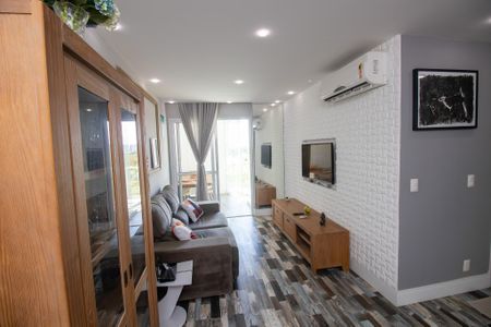 Apartamento para alugar com 83m², 2 quartos e 1 vaga Apartamento para alugar com 83m², 2 quartos e 1 vagaSala