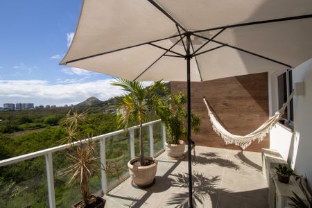 Apartamento para alugar com 83m², 2 quartos e 1 vaga Apartamento para alugar com 83m², 2 quartos e 1 vagaVaranda