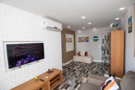 Apartamento para alugar com 83m², 2 quartos e 1 vaga Apartamento para alugar com 83m², 2 quartos e 1 vagaSala
