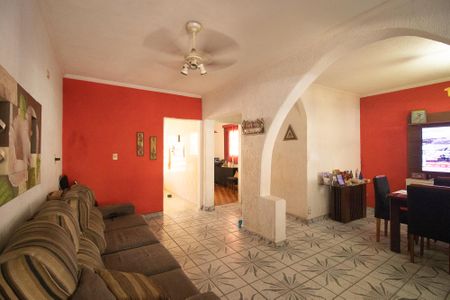 Casa à venda com 345m², 3 quartos e 8 vagasSala