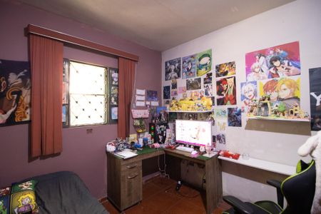 Casa à venda com 345m², 3 quartos e 8 vagasQuarto 2