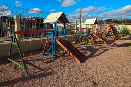 Casa de condomínio à venda com 50m², 2 quartos e 1 vagaÁrea comum - Playground