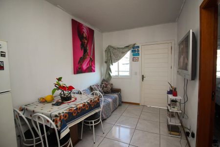 Casa de condomínio à venda com 50m², 2 quartos e 1 vagaSala