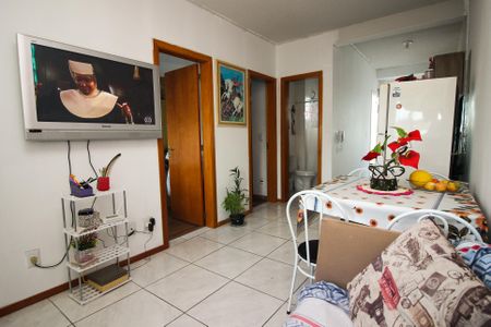 Sala de casa de condomínio à venda com 2 quartos, 50m² em Restinga, Porto Alegre