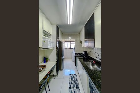 Apartamento à venda com 90m², 3 quartos e 2 vagasCozinha