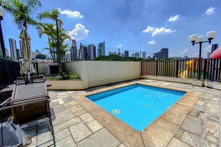 Apartamento à venda com 90m², 3 quartos e 2 vagasÁrea comum - Piscina