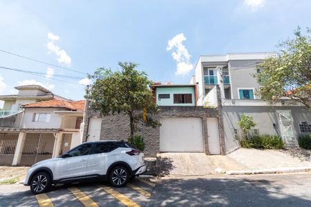 Casa para alugar com 500m², 4 quartos e 4 vagas Casa para alugar com 500m², 4 quartos e 4 vagasFachada