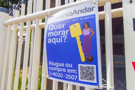 Casa à venda com 170m², 4 quartos e 2 vagasPlaquinha