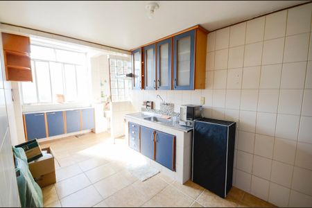 Apartamento à venda com 98m², 4 quartos e 1 vagaCozinha