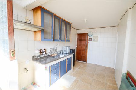 Apartamento à venda com 98m², 4 quartos e 1 vagaCozinha