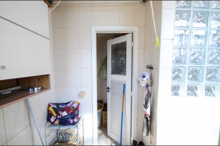 Apartamento à venda com 98m², 4 quartos e 1 vagaÁrea de Serviço