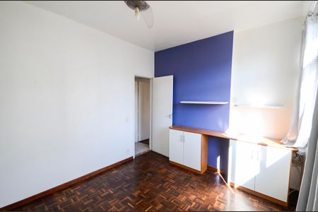Apartamento à venda com 98m², 4 quartos e 1 vagaQuarto 2
