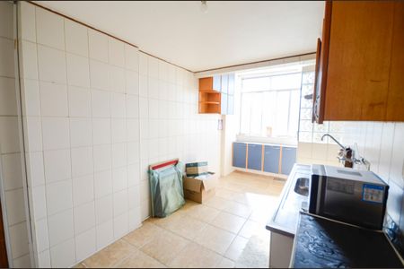 Apartamento à venda com 98m², 4 quartos e 1 vagaCozinha