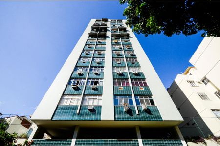 Apartamento à venda com 98m², 4 quartos e 1 vagaFachada