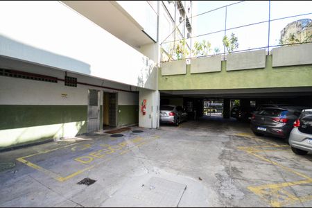 Apartamento à venda com 98m², 4 quartos e 1 vagaÁrea comum - Garagem