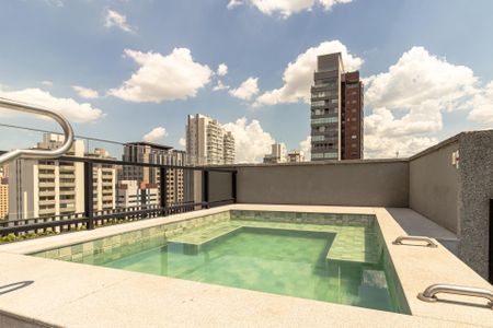 Apartamento para alugar com 24m², 1 quarto e sem vagaÁrea comum - Piscina