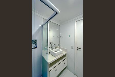 Apartamento à venda com 122m², 2 quartos e 2 vagasBanheiro da Suíte