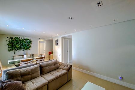 Apartamento à venda com 122m², 2 quartos e 2 vagasSala