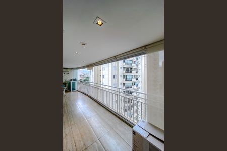 Apartamento à venda com 122m², 2 quartos e 2 vagasVaranda da Sala