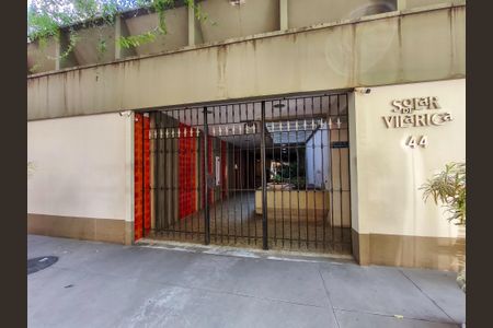 Apartamento à venda com 100m², 3 quartos e 1 vagaFachada e portaria