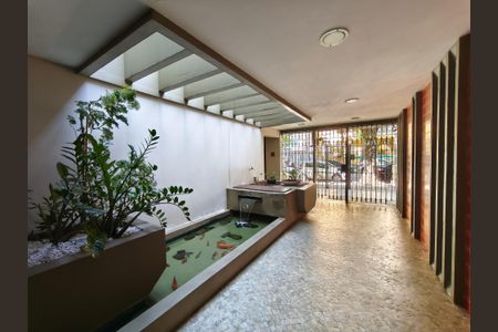 Apartamento à venda com 100m², 3 quartos e 1 vagaFachada e portaria