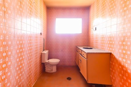 Casa à venda com 350m², 4 quartos e 5 vagasBanheiro Social