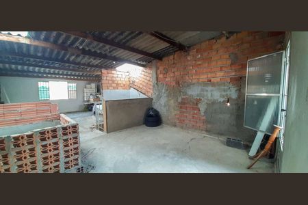 Casa à venda com 177m², 4 quartos e 2 vagasÁrea Externa