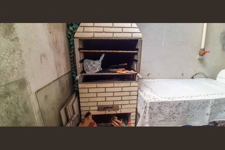 Casa à venda com 177m², 4 quartos e 2 vagasChurrasqueira