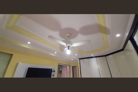 Casa à venda com 177m², 4 quartos e 2 vagasSuíte