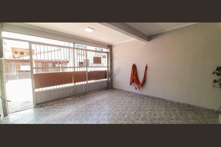 Casa à venda com 177m², 4 quartos e 2 vagasGaragem