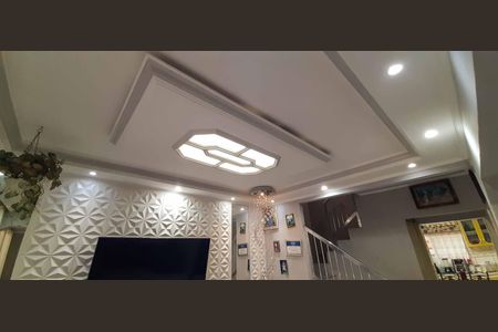 Casa à venda com 177m², 4 quartos e 2 vagasSala