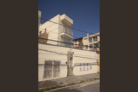 Apartamento à venda com 33m², 1 quarto e sem vaga Apartamento à venda com 33m², 1 quarto e sem vagaFachada com Placa