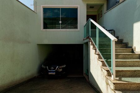 Casa à venda com 130m², 2 quartos e 4 vagas Casa à venda com 130m², 2 quartos e 4 vagasÁrea externa