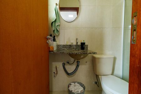 Casa à venda com 130m², 2 quartos e 4 vagas Casa à venda com 130m², 2 quartos e 4 vagasBanheiro da Suíte 2