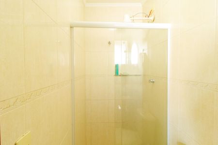 Casa à venda com 130m², 2 quartos e 4 vagas Casa à venda com 130m², 2 quartos e 4 vagasBanheiro da Suíte