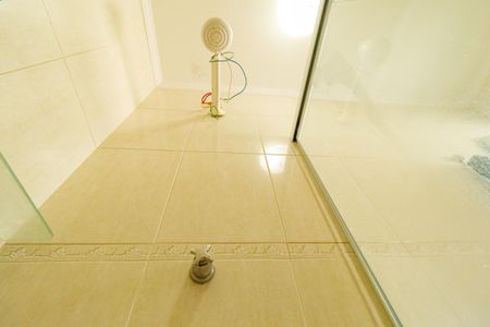 Casa à venda com 130m², 2 quartos e 4 vagas Casa à venda com 130m², 2 quartos e 4 vagasBanheiro da Suíte