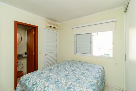 Casa à venda com 130m², 2 quartos e 4 vagas Casa à venda com 130m², 2 quartos e 4 vagasSuíte