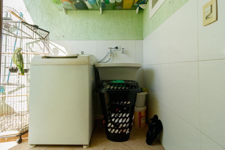 Casa à venda com 130m², 2 quartos e 4 vagas Casa à venda com 130m², 2 quartos e 4 vagasÁrea de Serviço