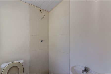 Casa para alugar com 270m², 4 quartos e 3 vagasBanheiro da Suíte 1