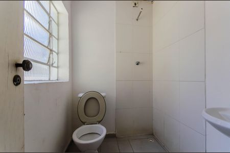 Casa para alugar com 270m², 4 quartos e 3 vagasBanheiro da Suíte 1