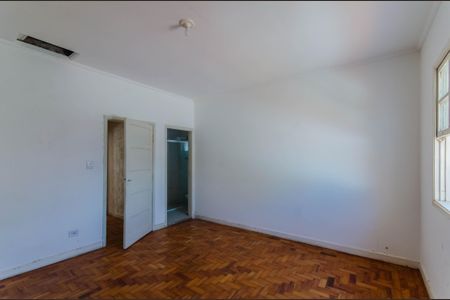 Casa para alugar com 270m², 4 quartos e 3 vagasSuíte 2