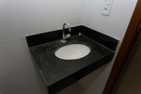 Apartamento para alugar com 45m², 2 quartos e sem vagaBanheiro