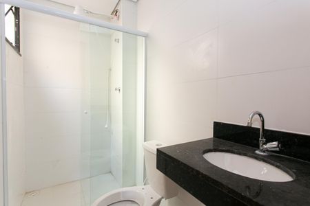 Apartamento para alugar com 45m², 2 quartos e sem vagaBanheiro