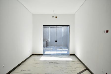 Casa à venda com 160m², 3 quartos e 2 vagasSala