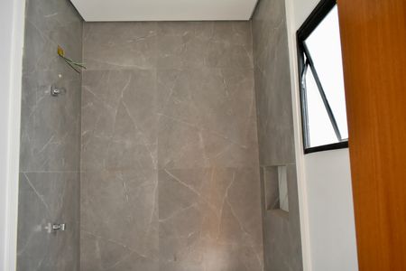 Casa à venda com 160m², 3 quartos e 2 vagasBanheiro da Suíte 3