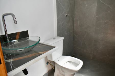 Casa à venda com 160m², 3 quartos e 2 vagasBanheiro da Suíte 3