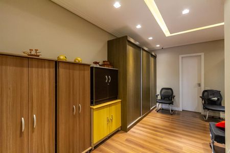Apartamento à venda com 420m², 4 quartos e 5 vagasCloset da suíte 4